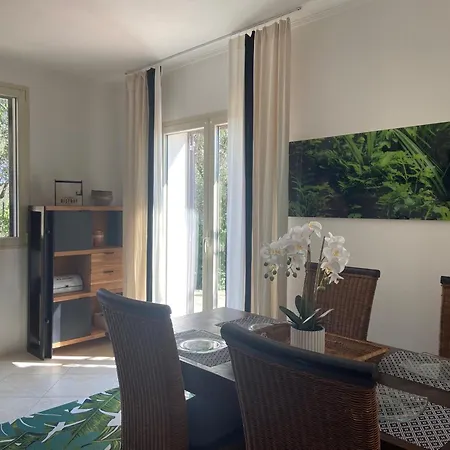Ligurien Marina Dˋandora 100qm Mit Meerblick Apartment